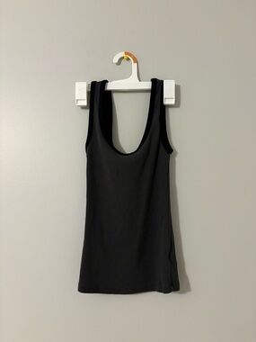 Aerie Black Women's Scoop Neck Tank Top